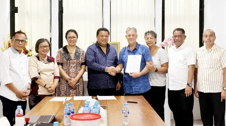 GPM dan Happy Green Islands Teken MoU Pengelolaan Sampah di Maluku